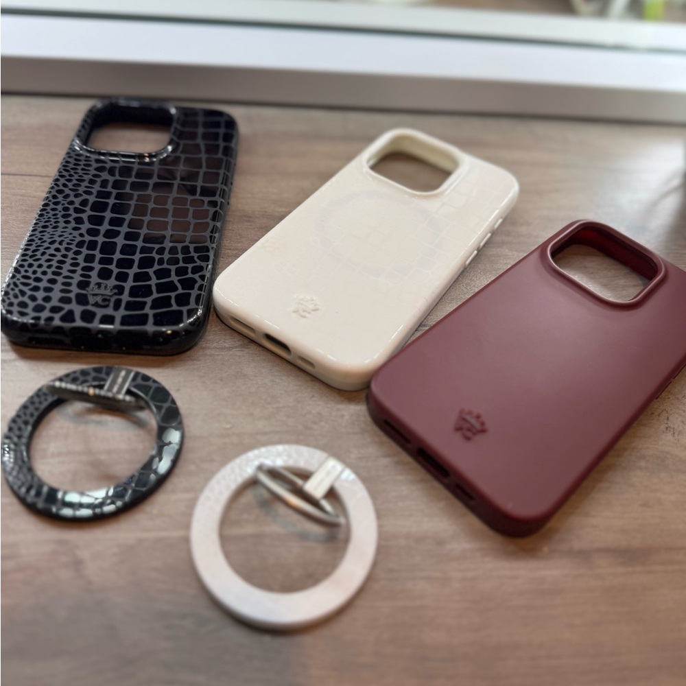 IPHONE 15 PRO CASE BUNDLE- VELVET CAVIAR - 3 CASES + MAG SAFE GRIPS